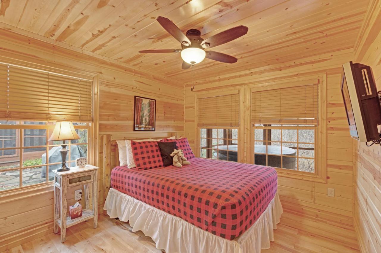 Kingfisher Cove Cabin 2 Saugatuck Εξωτερικό φωτογραφία
