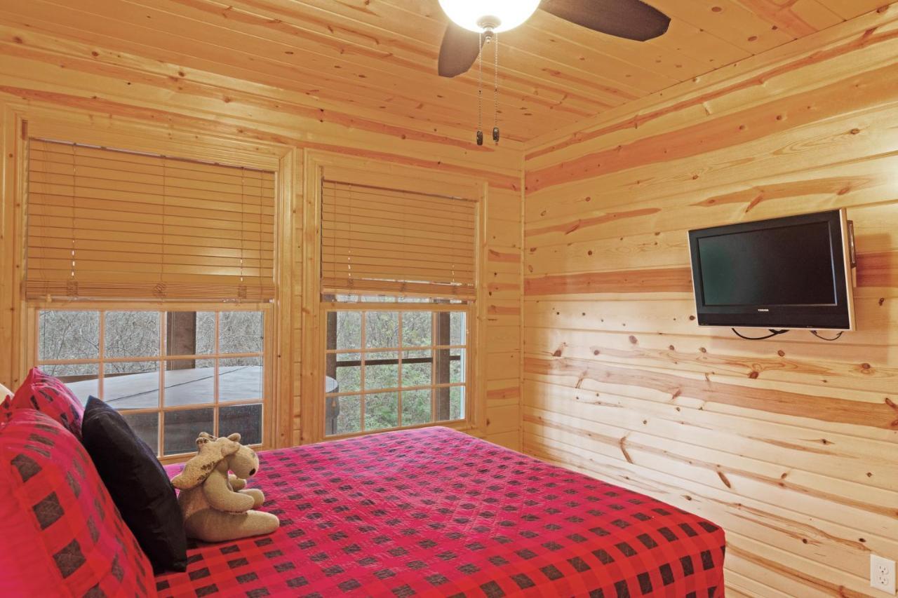 Kingfisher Cove Cabin 2 Saugatuck Εξωτερικό φωτογραφία